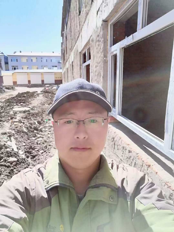 旭日东升的第一张照片--呼和浩特相亲服务中心