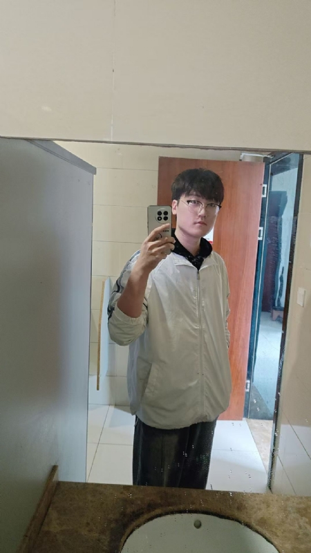 高大毛的第一张照片--呼和浩特相亲服务中心