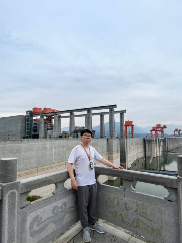 xhfsx的第一张照片--呼和浩特相亲服务中心