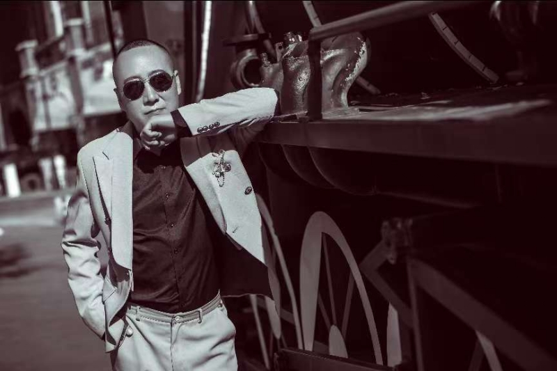 孤独燃烧的第一张照片--呼和浩特相亲服务中心