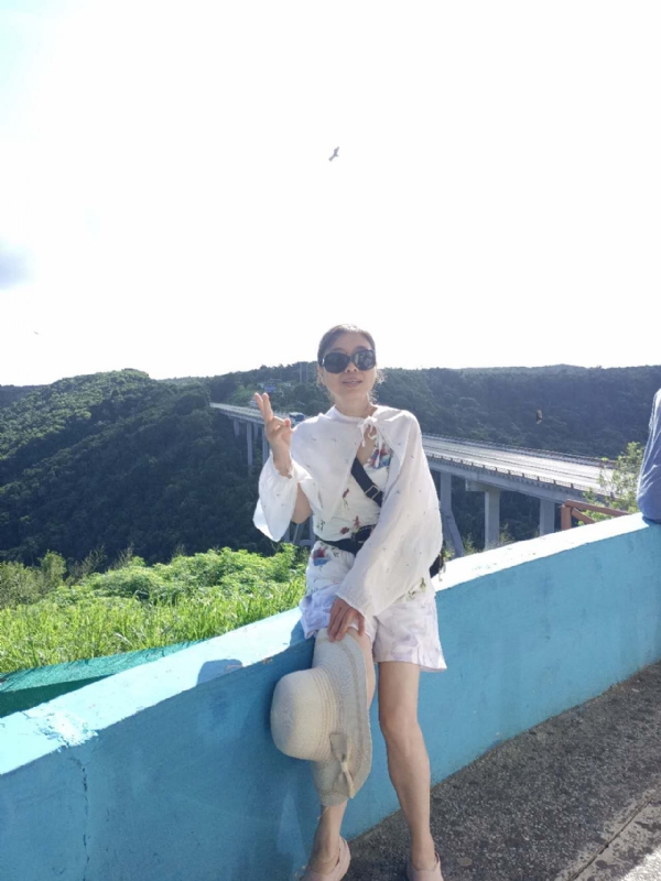 Jolan的第二张照片--呼和浩特相亲服务中心