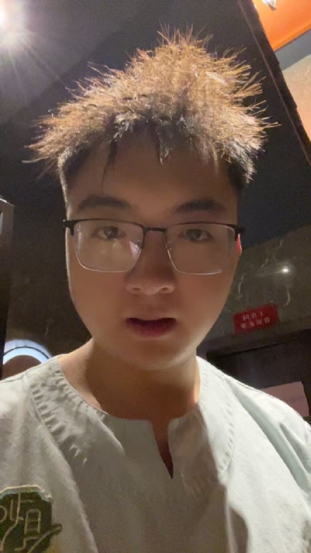 成熟稳重的男士的第一张照片--呼和浩特相亲服务中心