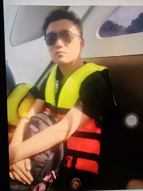 座看烟霞散的第一张照片--呼和浩特相亲服务中心