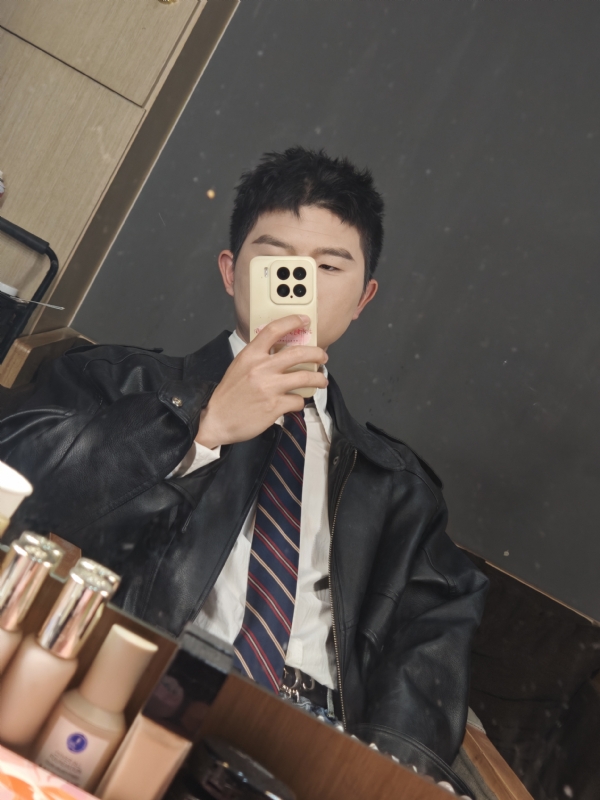 郝天翔的第一张照片--呼和浩特相亲服务中心