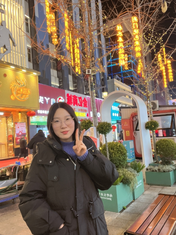 灵芽的第一张照片--呼和浩特相亲服务中心