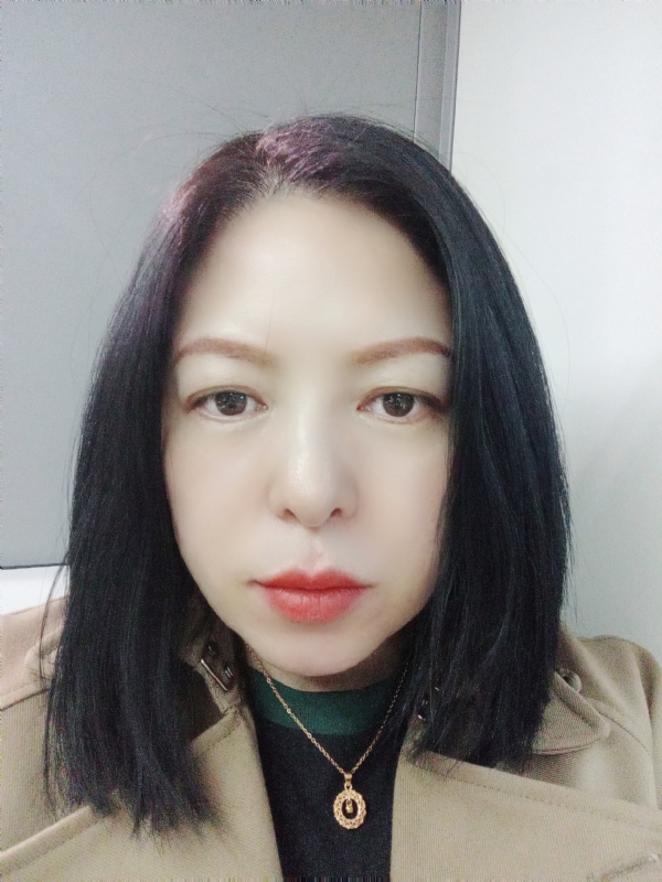 尘颜的第一张照片--呼和浩特相亲服务中心