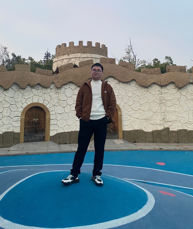 秦长风的第一张照片--呼和浩特相亲服务中心