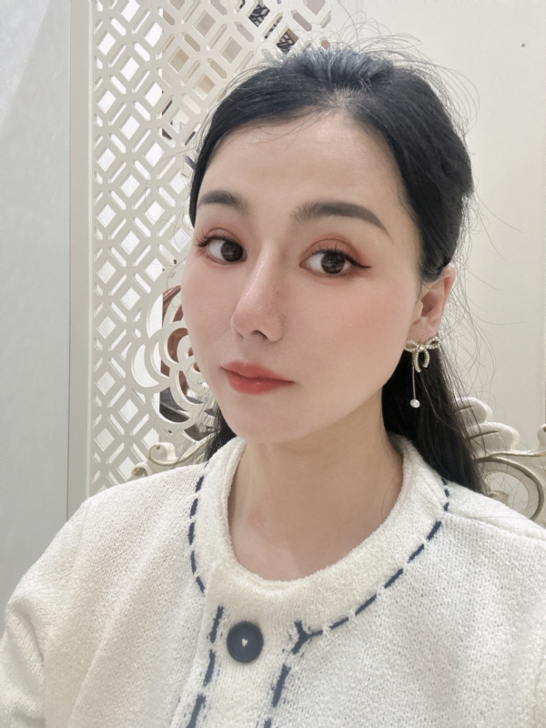 金莉的第一张照片--呼和浩特相亲服务中心