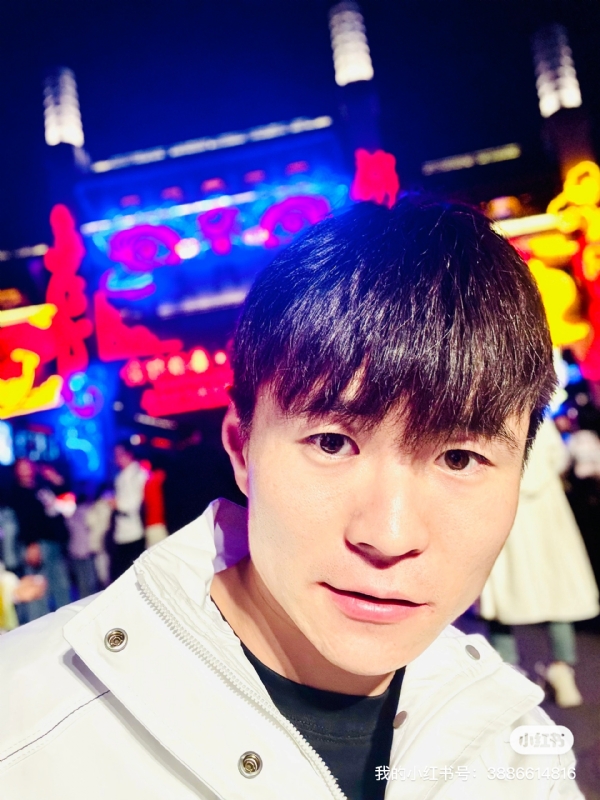 两年又三年的第二张照片--呼和浩特相亲服务中心