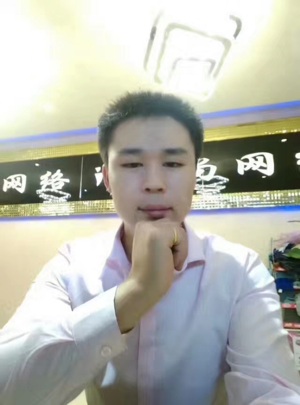 沉默寡言的第一张照片--呼和浩特相亲服务中心