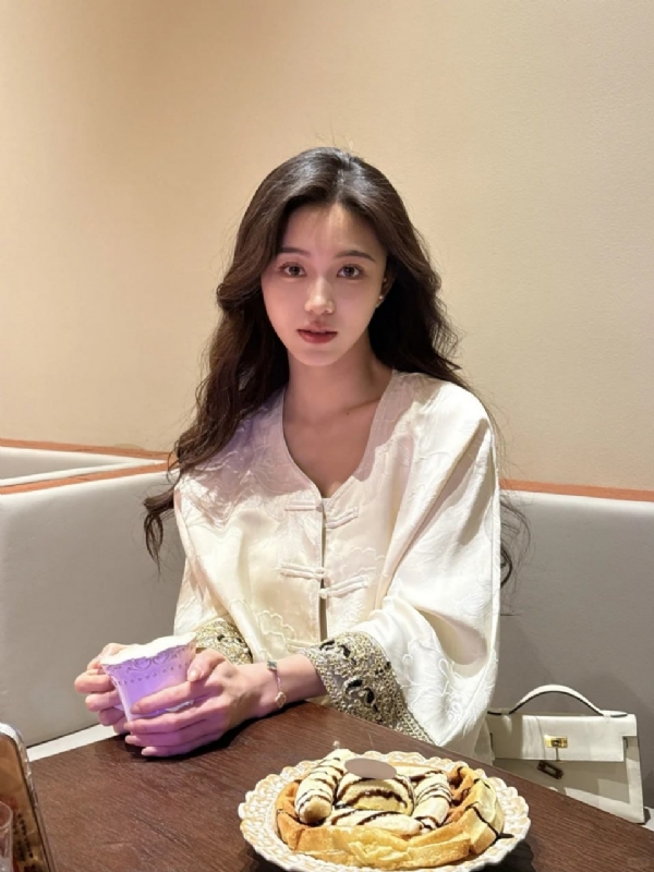 Anna的第一张照片--呼和浩特相亲服务中心