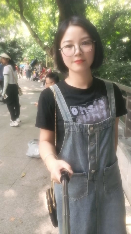 如燕的第一张照片--呼和浩特相亲服务中心