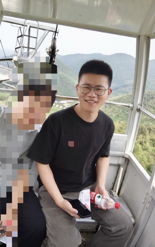 奔奔笨笨的第一张照片--呼和浩特相亲服务中心