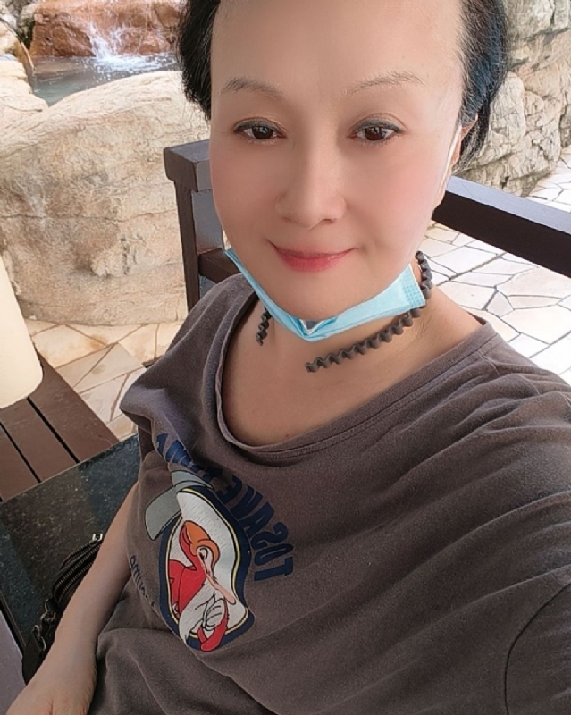 hong的第三张照片--呼和浩特相亲服务中心