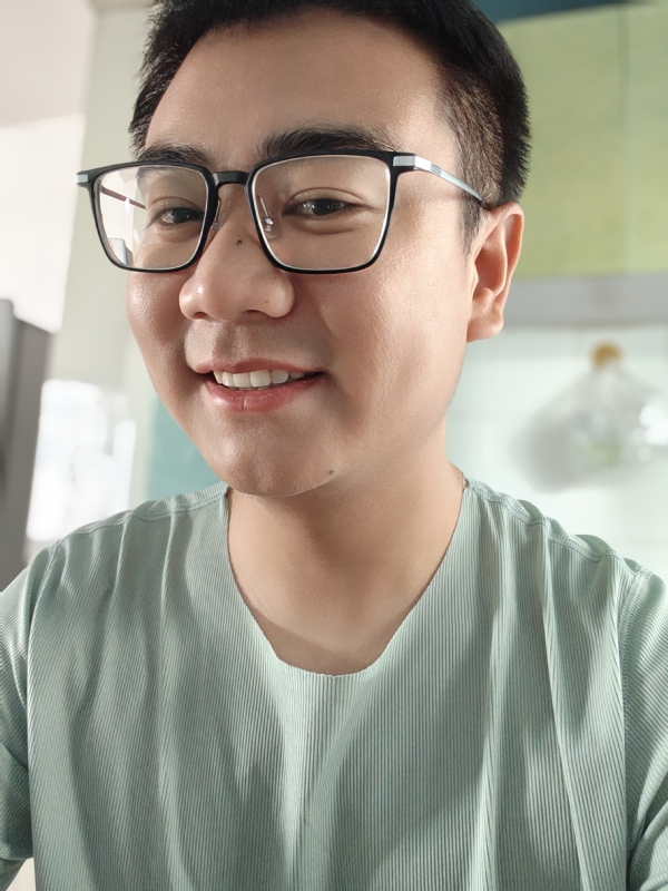 田田向上的第一张照片--呼和浩特相亲服务中心