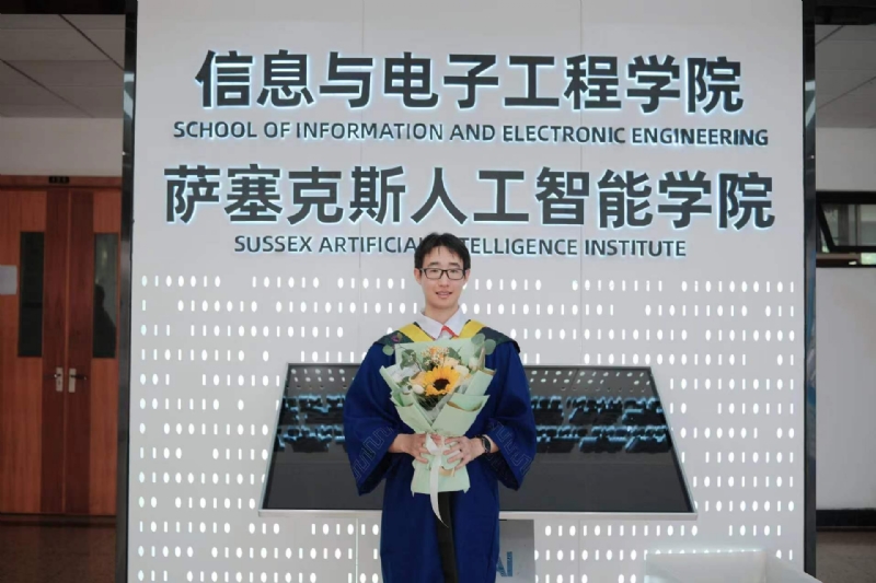 陈潇的第三张照片--呼和浩特相亲服务中心