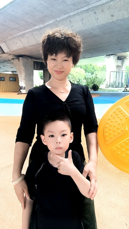 火凤凰的第二张照片--呼和浩特相亲服务中心