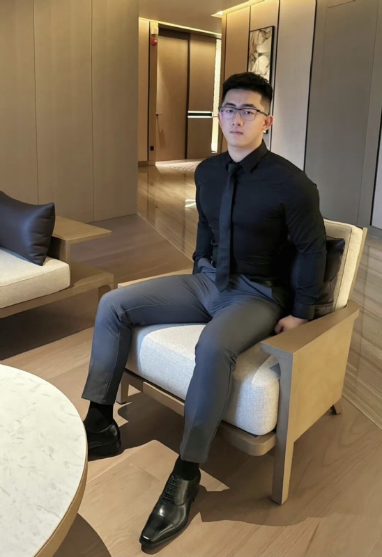 李寒外改英文可家的第一张照片--呼和浩特相亲服务中心