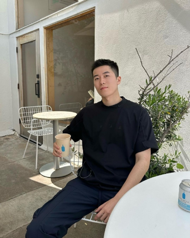 VV的第二张照片--呼和浩特相亲服务中心