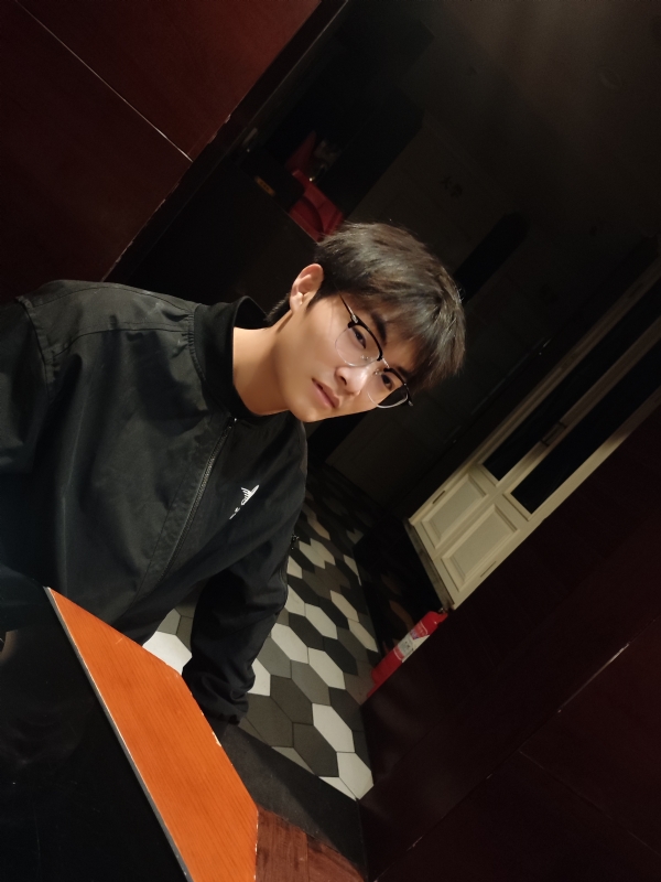 夜听雨的第一张照片--呼和浩特相亲服务中心