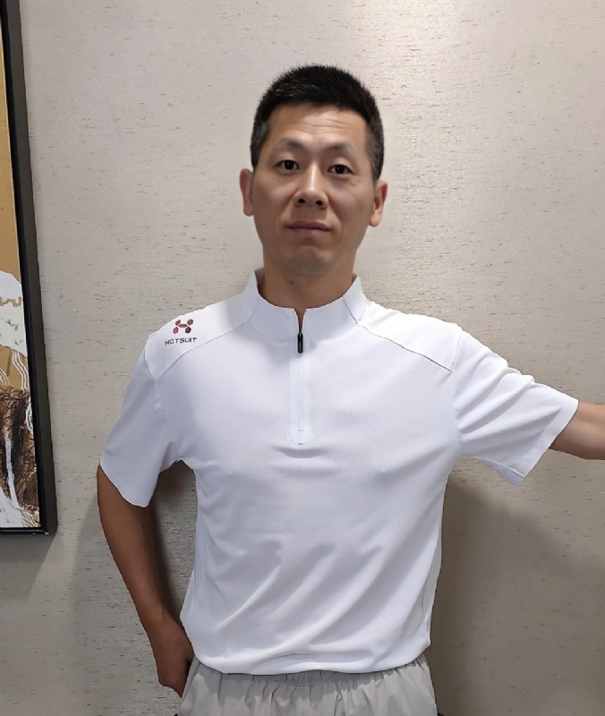 红旗下长大的第一张照片--呼和浩特相亲服务中心