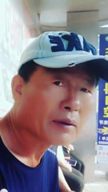 崔平的第三张照片--呼和浩特相亲服务中心