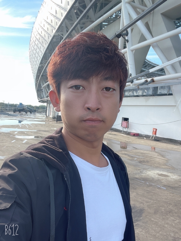 绅士大男孩的第一张照片--呼和浩特相亲服务中心