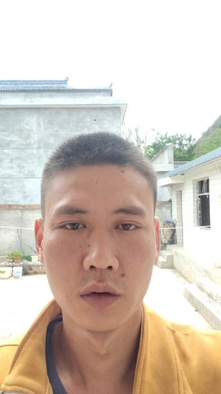 简单点的第一张照片--呼和浩特相亲服务中心