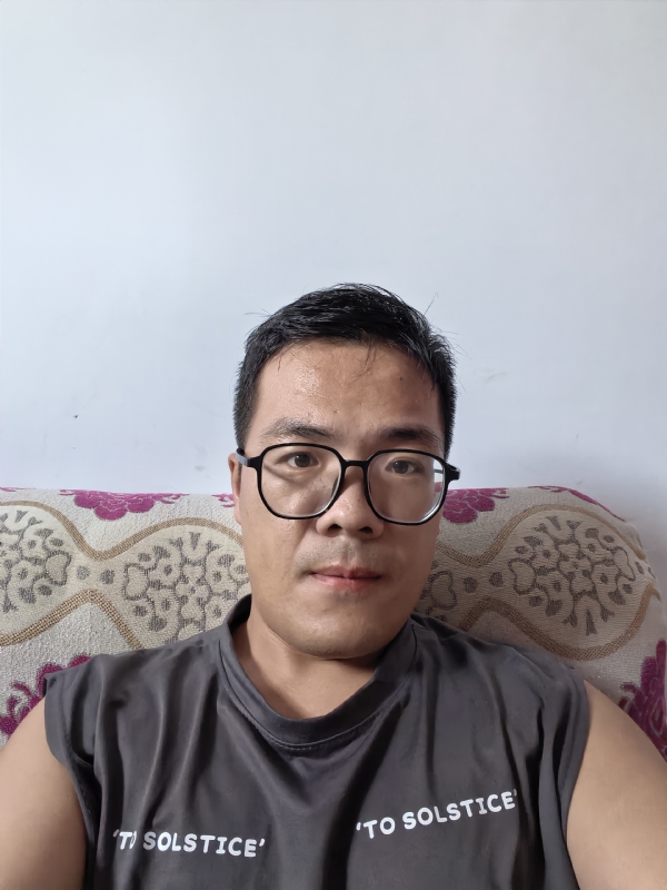 卫TF的第四张照片--呼和浩特相亲服务中心