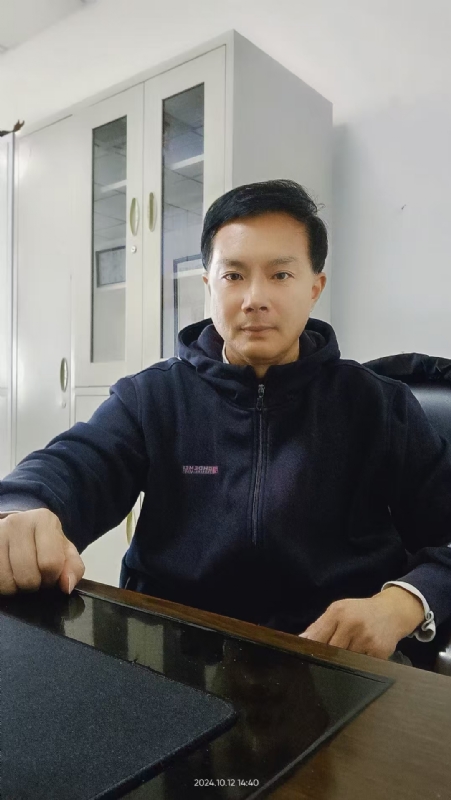 枫叶的第一张照片--呼和浩特相亲服务中心