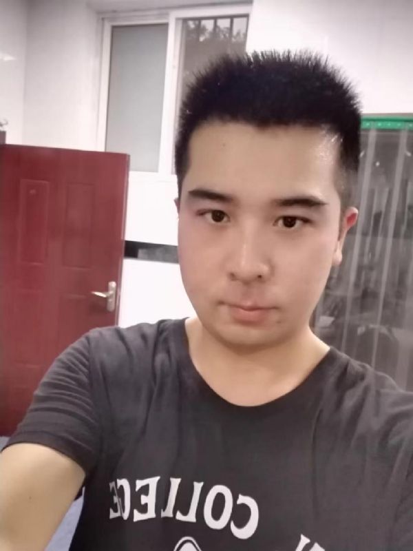 89WANG的第一张照片--呼和浩特相亲服务中心