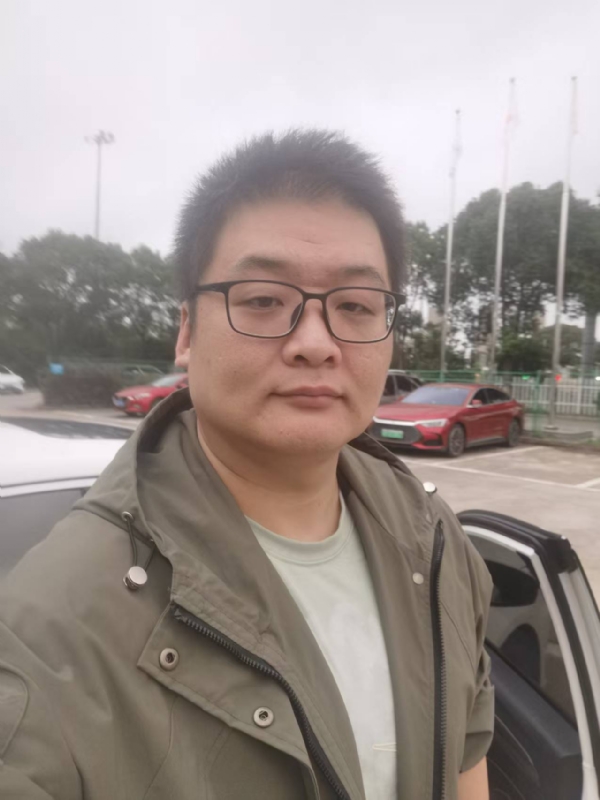 Russell的第一张照片--呼和浩特相亲服务中心