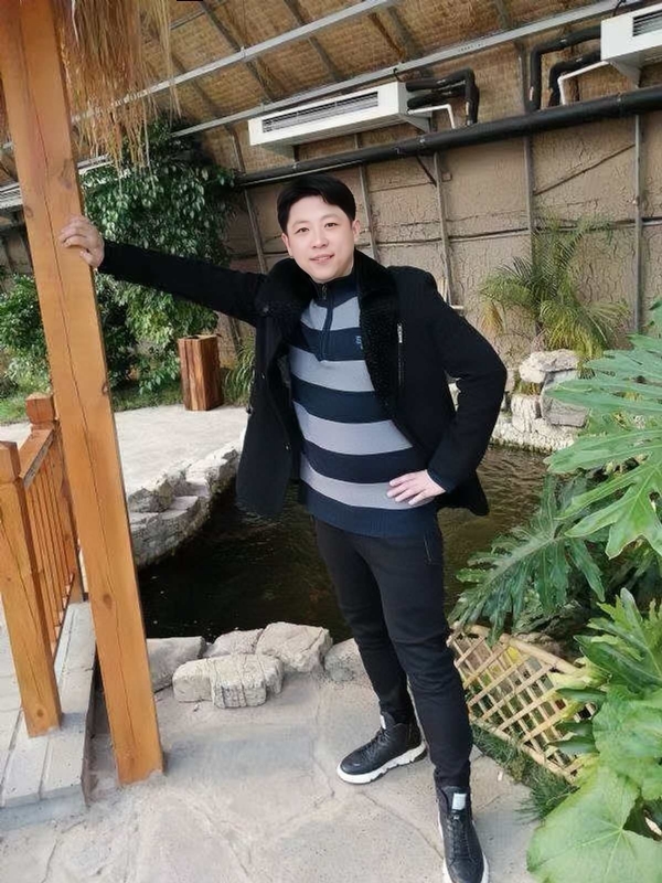 语堂的第一张照片--呼和浩特相亲服务中心