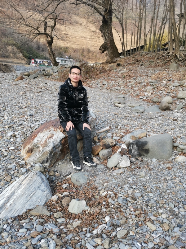 众里寻她的第一张照片--呼和浩特相亲服务中心