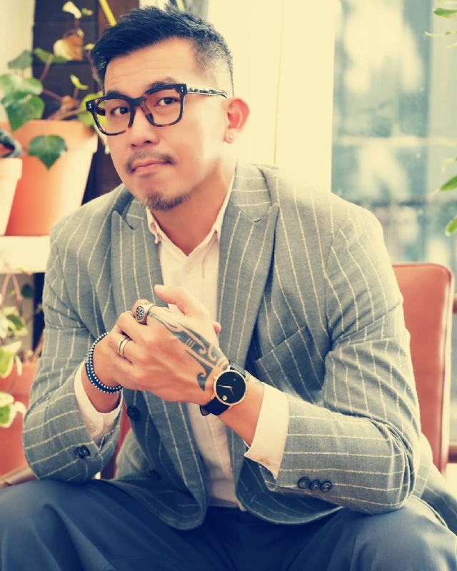 晚风渡半舟的第一张照片--呼和浩特相亲服务中心