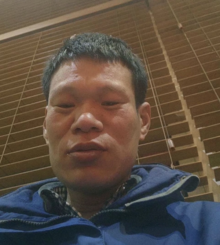 爱你在心口难开的第一张照片--呼和浩特相亲服务中心