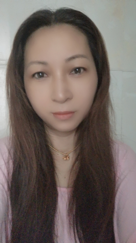 依依的第一张照片--呼和浩特相亲服务中心