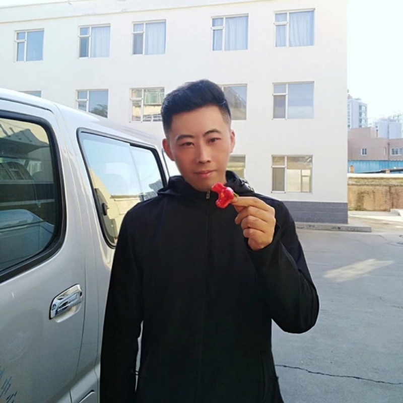 李信的第二张照片--呼和浩特相亲服务中心