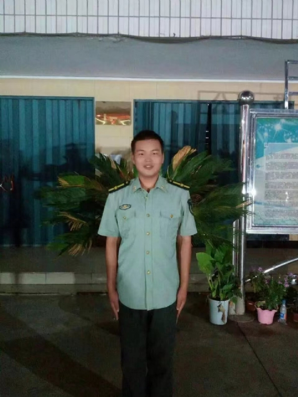 程程的第一张照片--呼和浩特相亲服务中心