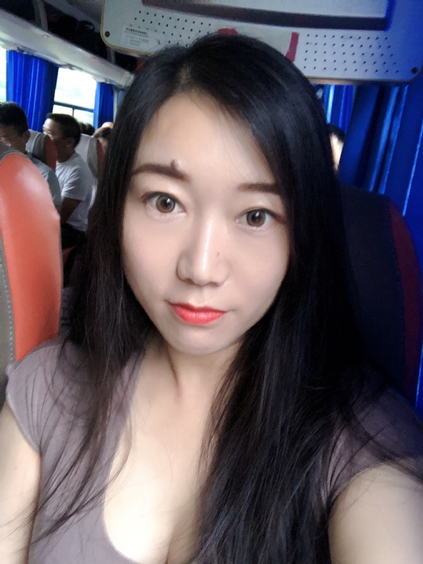 杨杨的第二张照片--呼和浩特相亲服务中心