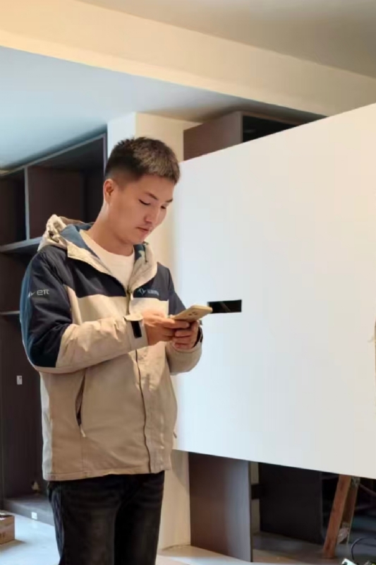 熊展的第一张照片--呼和浩特相亲服务中心