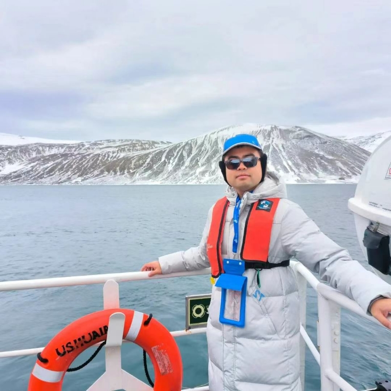 欢乐的笑的第三张照片--呼和浩特相亲服务中心