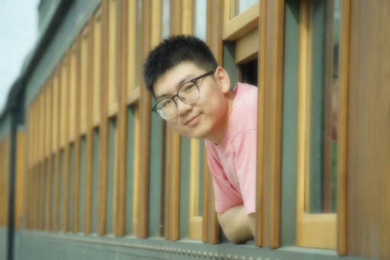 锦瑟无端五十弦的第一张照片--呼和浩特相亲服务中心