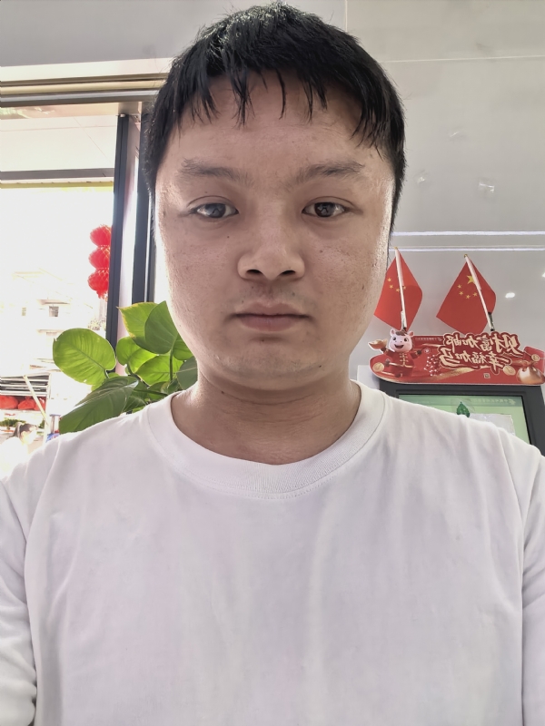 孤单的人生的第一张照片--呼和浩特相亲服务中心