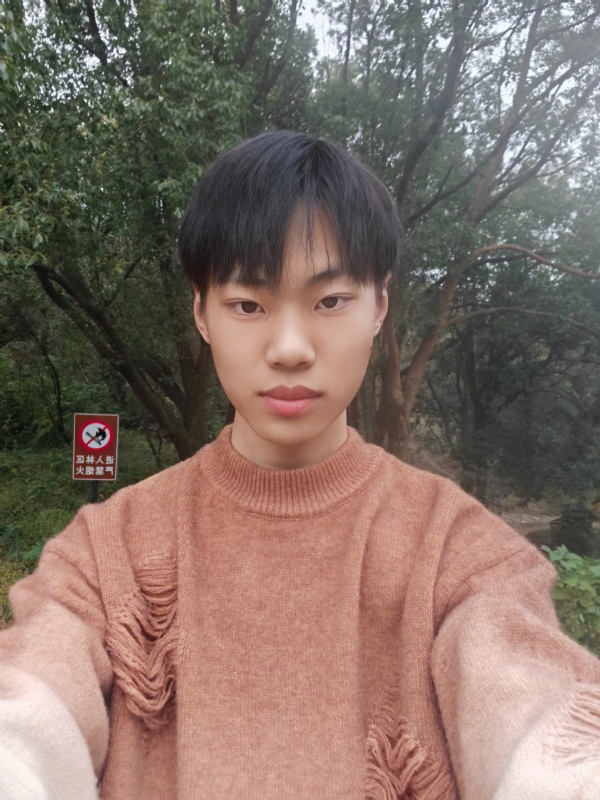 祤辰的第一张照片--呼和浩特相亲服务中心